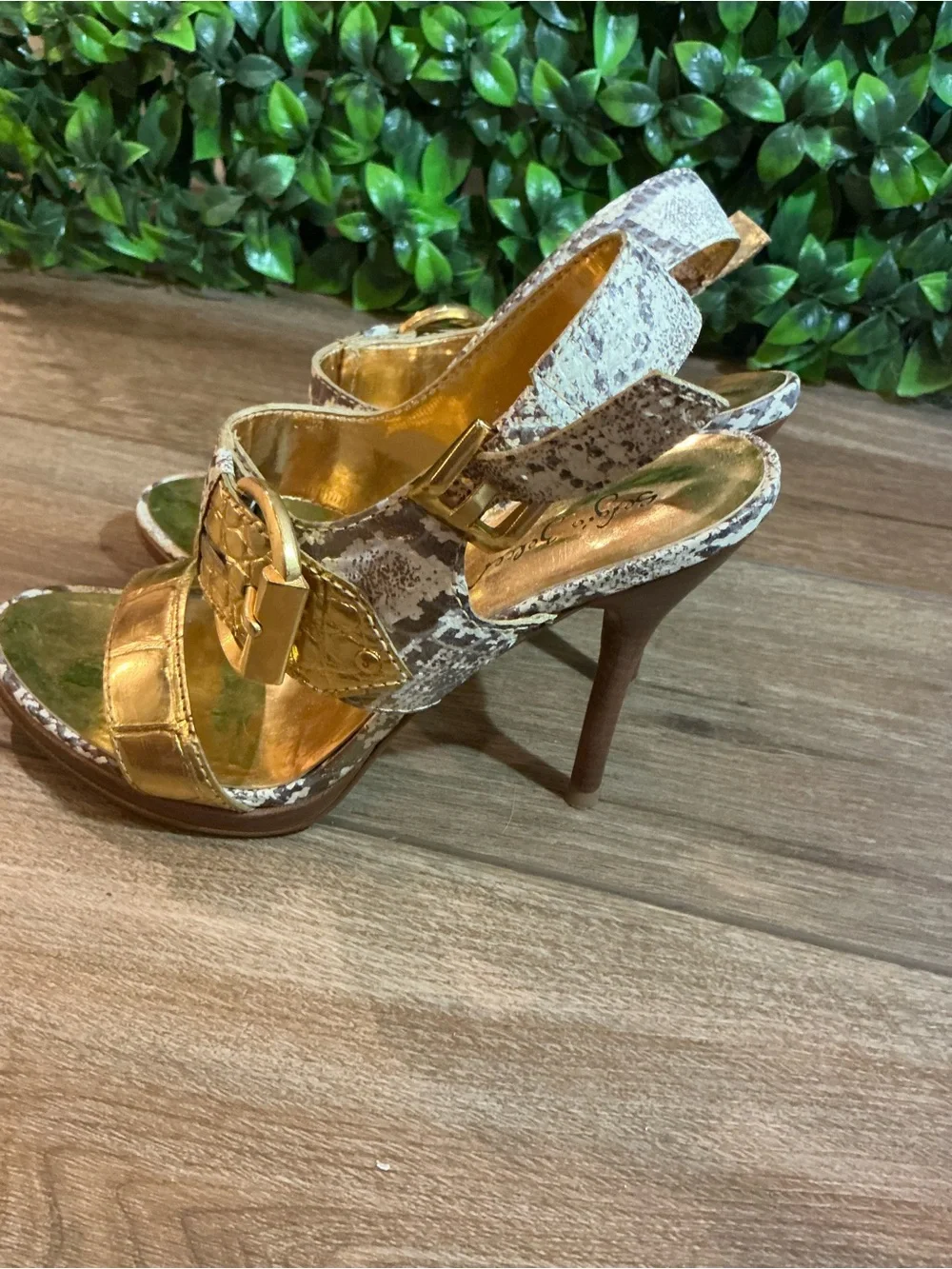 Sergio Zelcer Gold Snakeskin Strappy Stiletto Heels Size 7